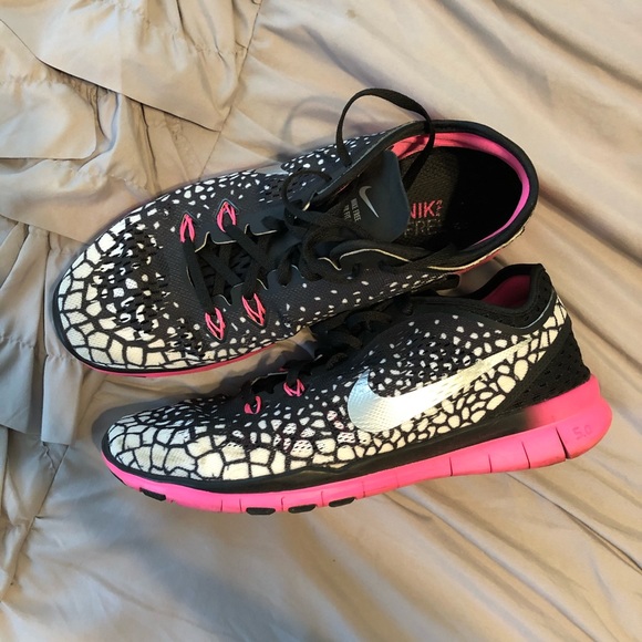 Nike Shoes - Gently Used Women’s Nike Shoes